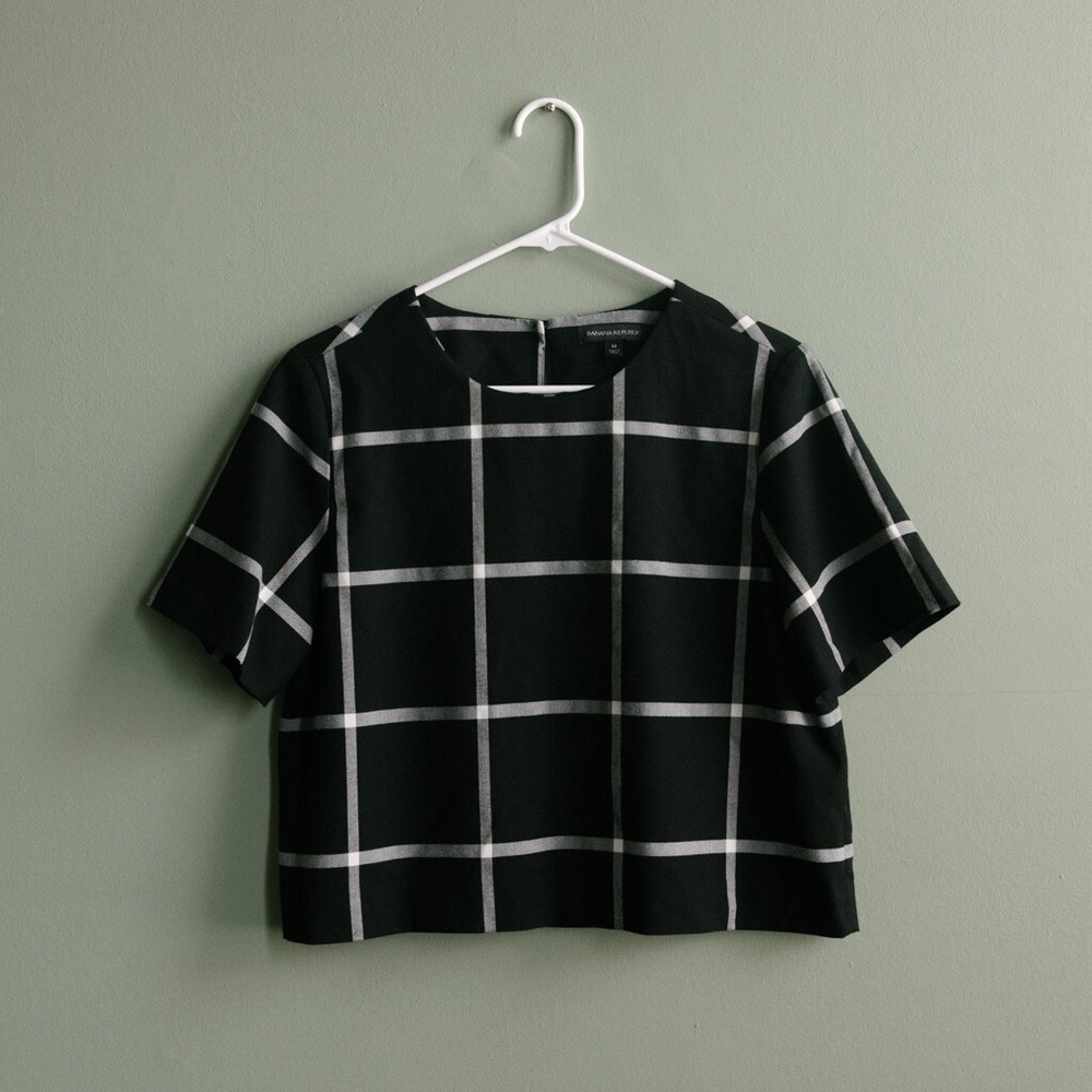 Banana Republic Black Cropped Shell Plaid Top